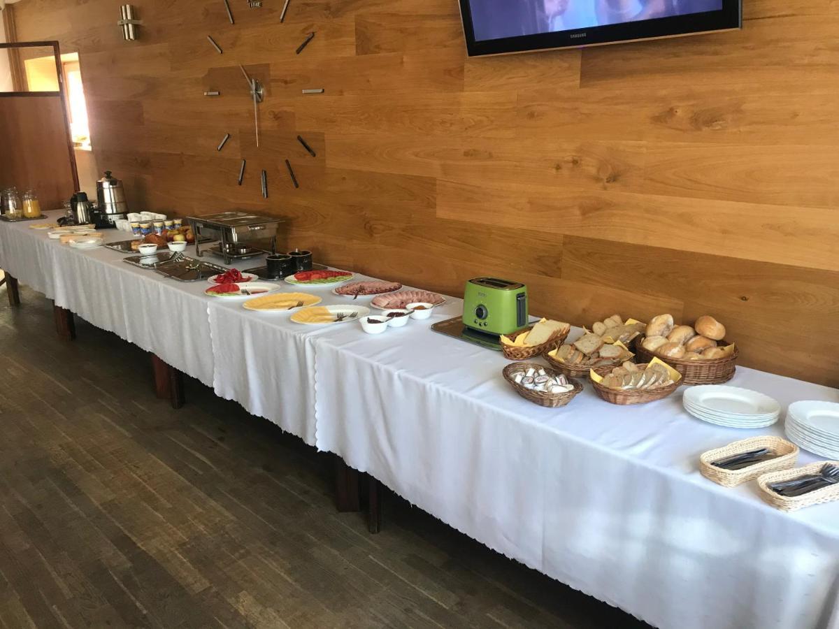 Ludowa Restauracja & Noclegi Kietrz المظهر الخارجي الصورة